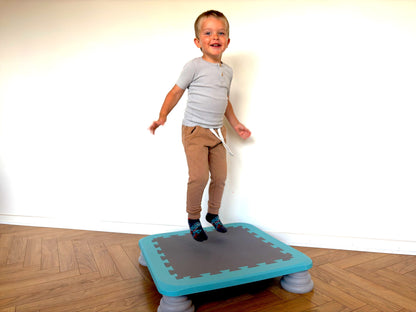 Sansetrampolinen – Leg, læring og bevægelse